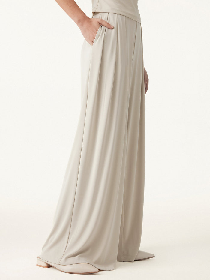 Mid Rise Pleated Wide Leg Palazzo Pants with Pockets